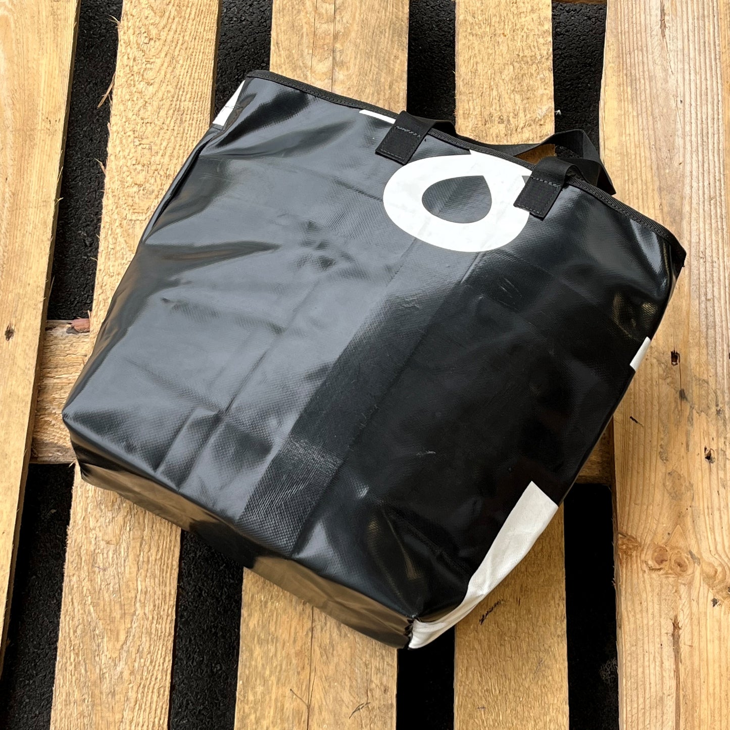 Upcycled truck tarp bag - Nr#14