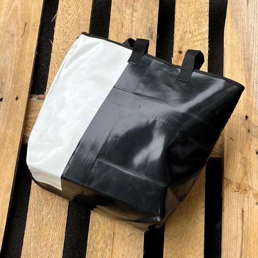 Upcycled truck tarp bag - Nr#23