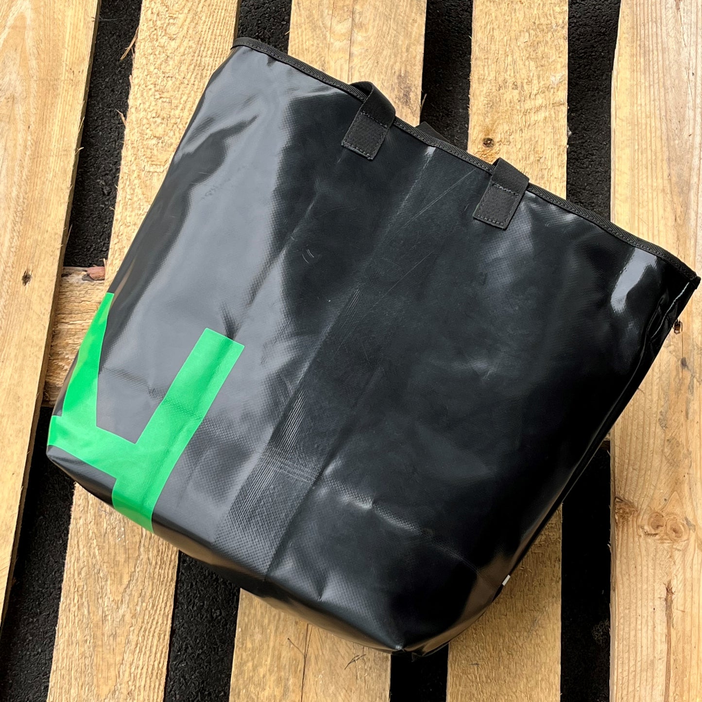 Upcycled truck tarp bag - Nr#41