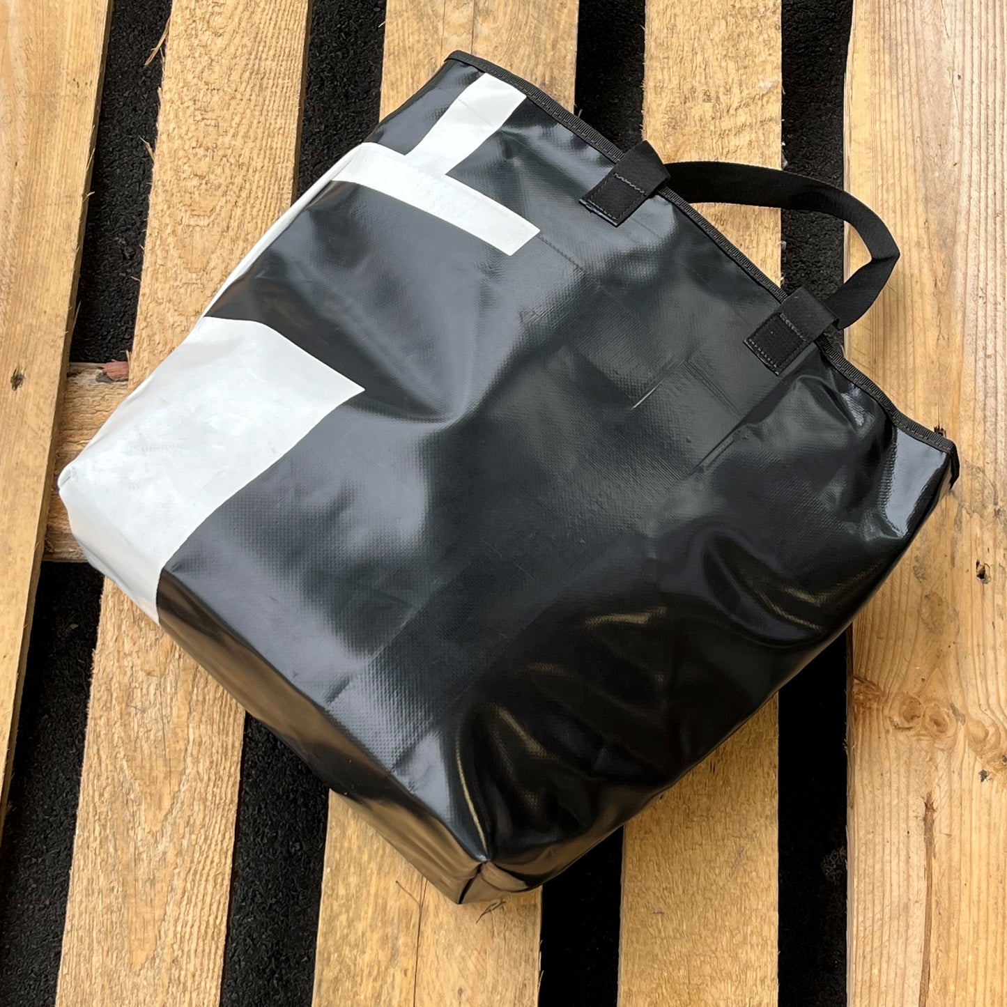 Upcycled truck tarp bag - Nr#3