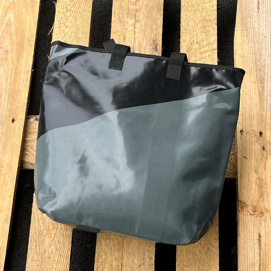 Upcycled truck tarp bag - Nr#54