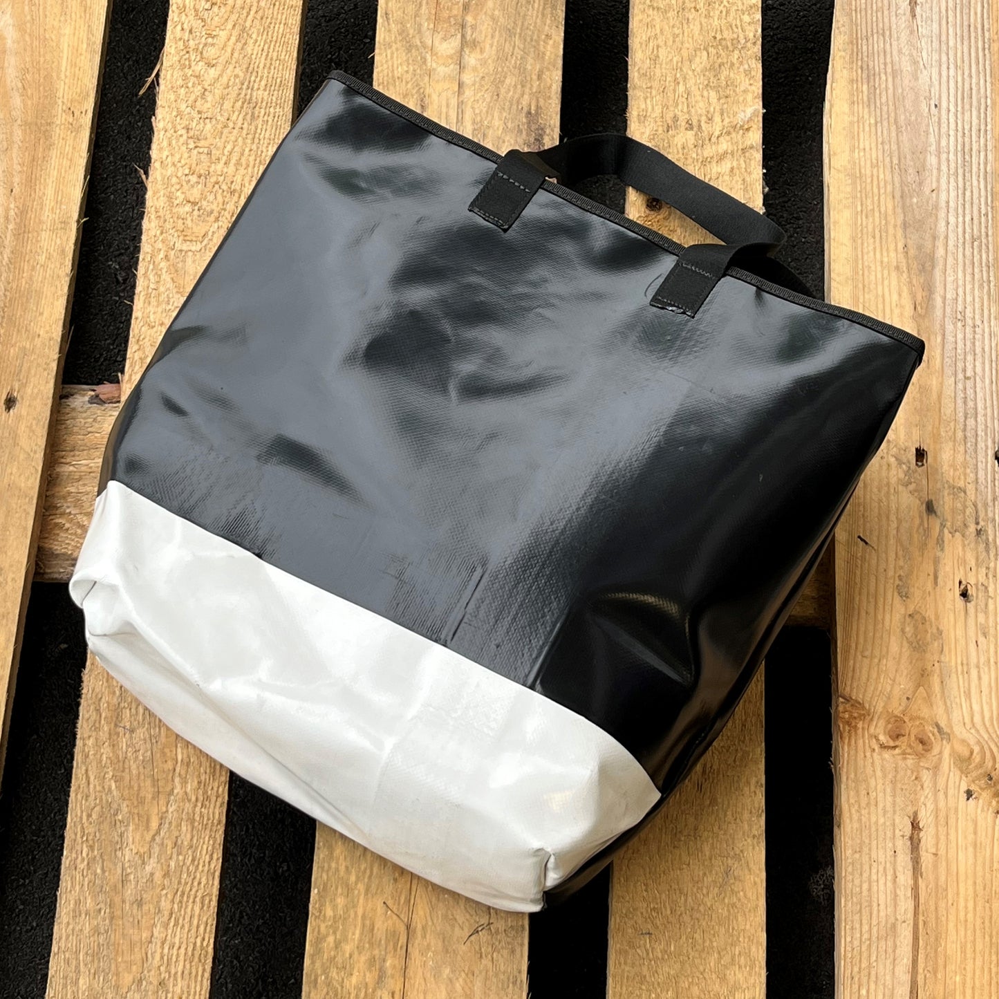 Upcycled truck tarp bag - Nr#4